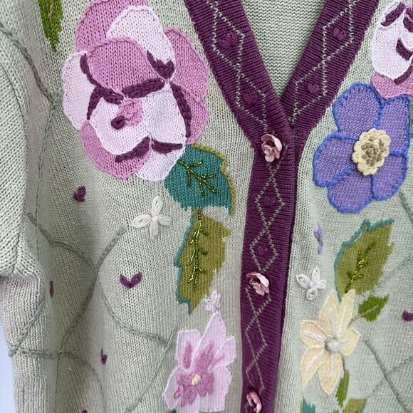 Storybook Knits Women’s Beaded Hand Knit Floral Argyle Flower Button Tan Cardiga - Picture 8 of 11